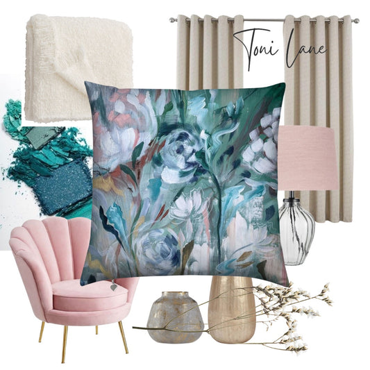 "Waterloo" Velvet cushion.