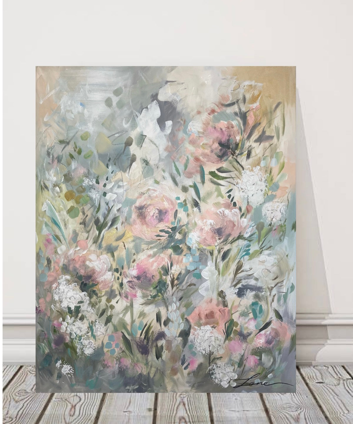 "Timeless" velvet cushion.