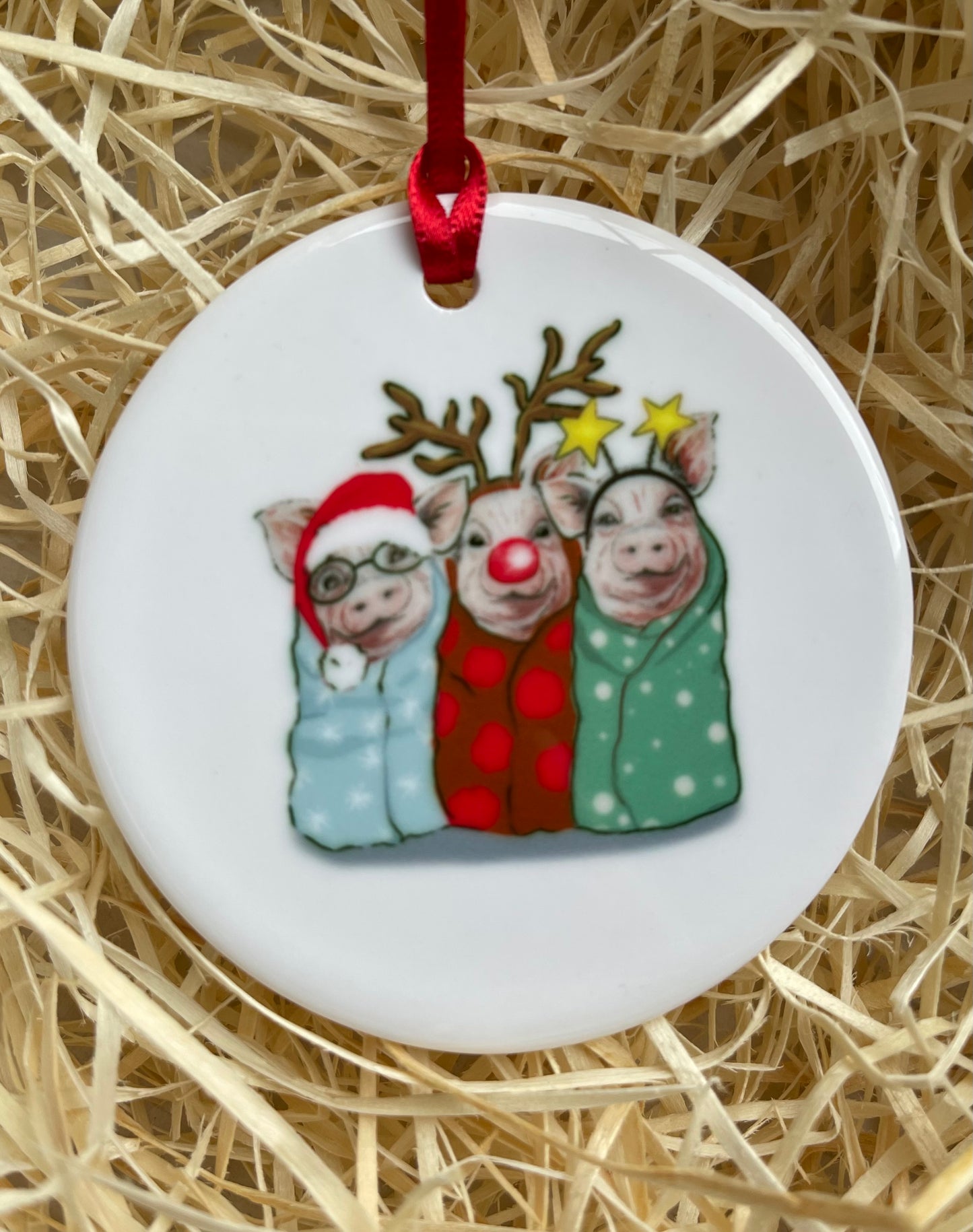 “Pigs in blankets” circle shaped tree ornament.